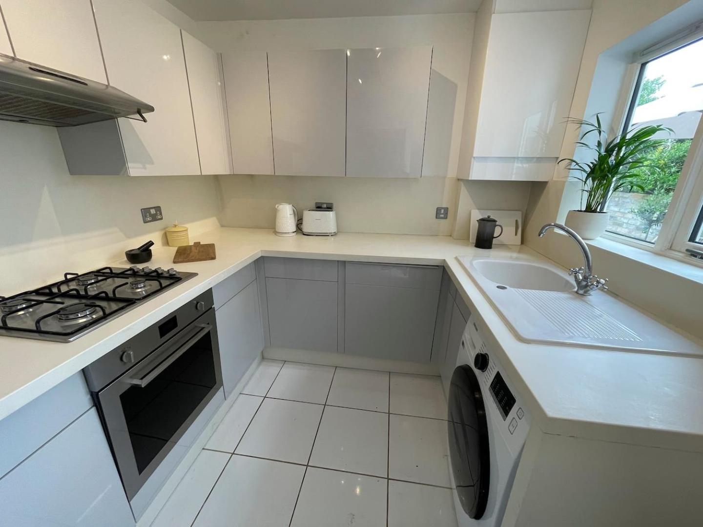Fantastic Victorian House, Excellent City Location - Cambridge Homehost Zewnętrze zdjęcie